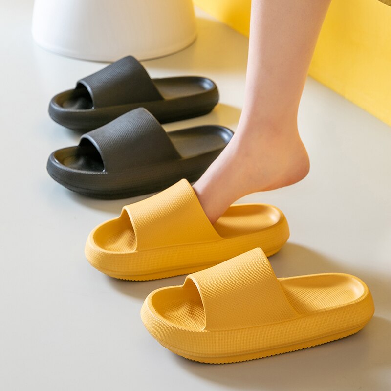 Fashion Quick-drying Thickened Non-slip Slippers