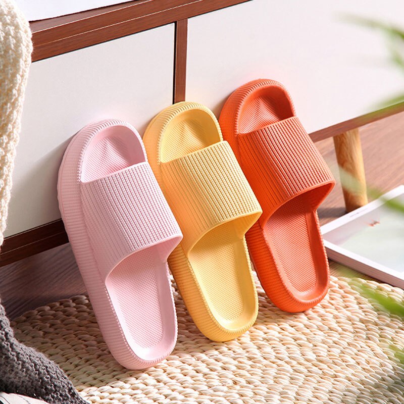 Fashion Quick-drying Thickened Non-slip Slippers